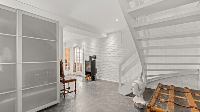Hall/gang med praktisk skyvedørsgarderobe