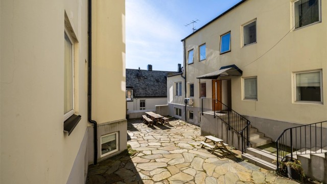 Felles bakgård for beboerne i sameiet