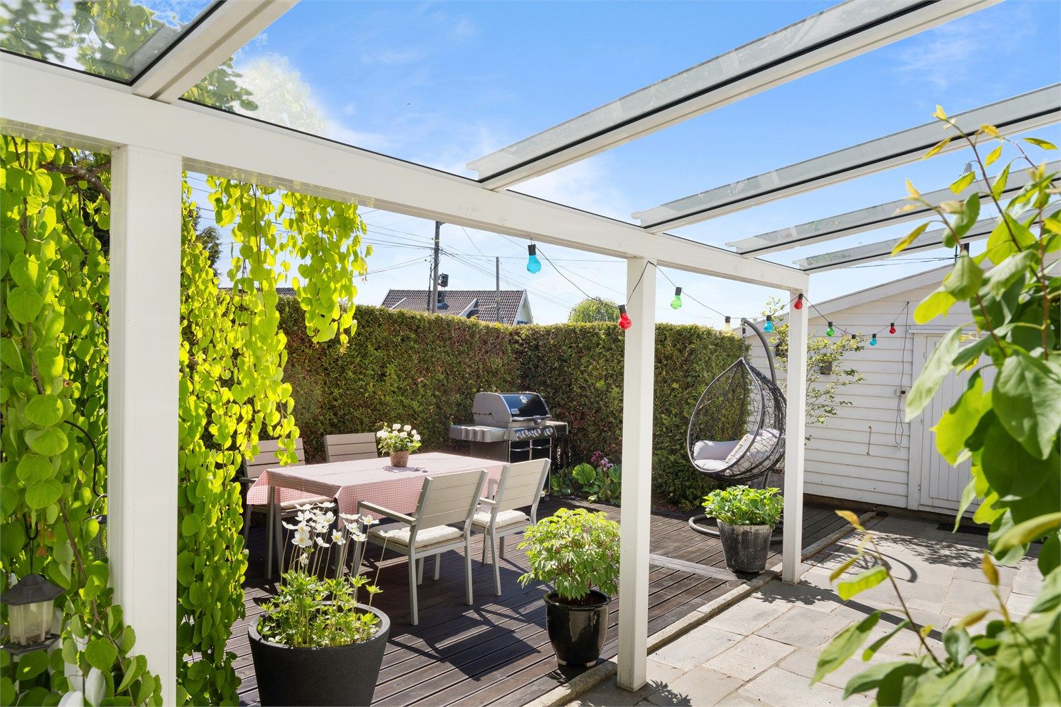 Velkommen til Liaveien 1 presentert av Eiendomsmegler Kristoffer Stormfelt!