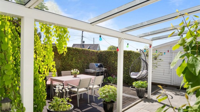 Velkommen til Liaveien 1 presentert av Eiendomsmegler Kristoffer Stormfelt!