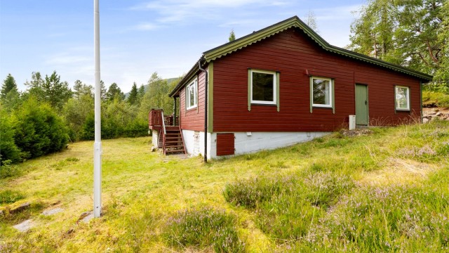 Eiendommen er tilknyttet offentlig vann og avløp