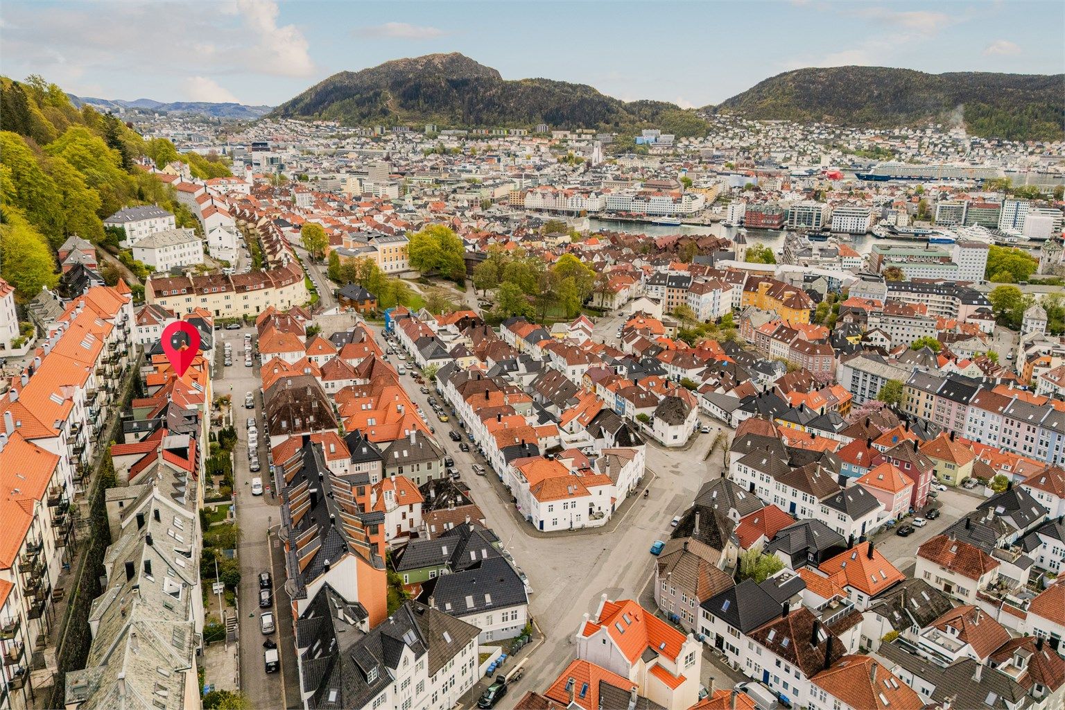 Sentral beliggenhet med kort gangavstand til sentrumskjernen, Bryggen og Fisketorget. 
Foto: Herr Fotograf