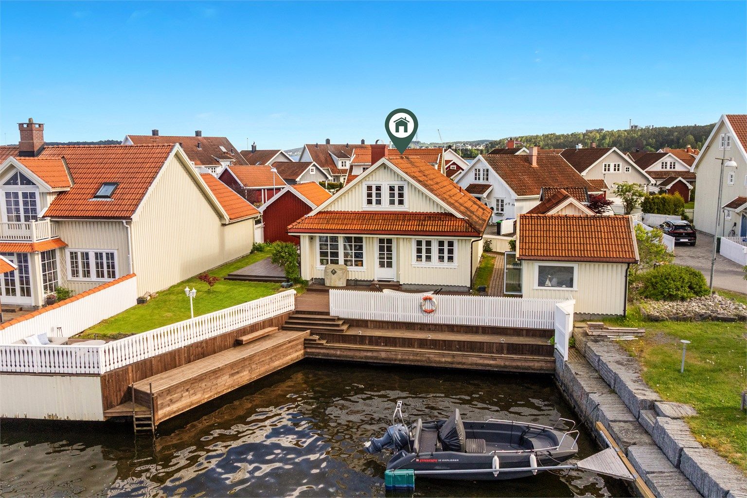 Heistadtangen byr på sjarmerende "sørlandsidyll" bare 15 minutters kjøretur fra Porsgrunn sentrum, eller i underkant av 2 timer fra Oslo.