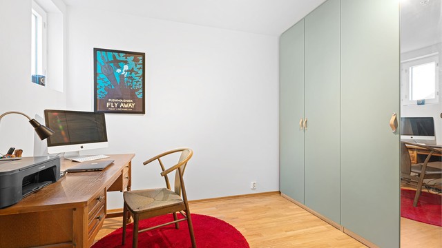 Soverom 2 - Innredet med ekstra oppbevaring og kontor/gjesterom
