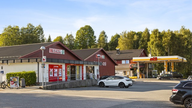 Dagligvarehandelen gjøres enkelt på den lokale SPAR-butikken i Kodal sentrum.