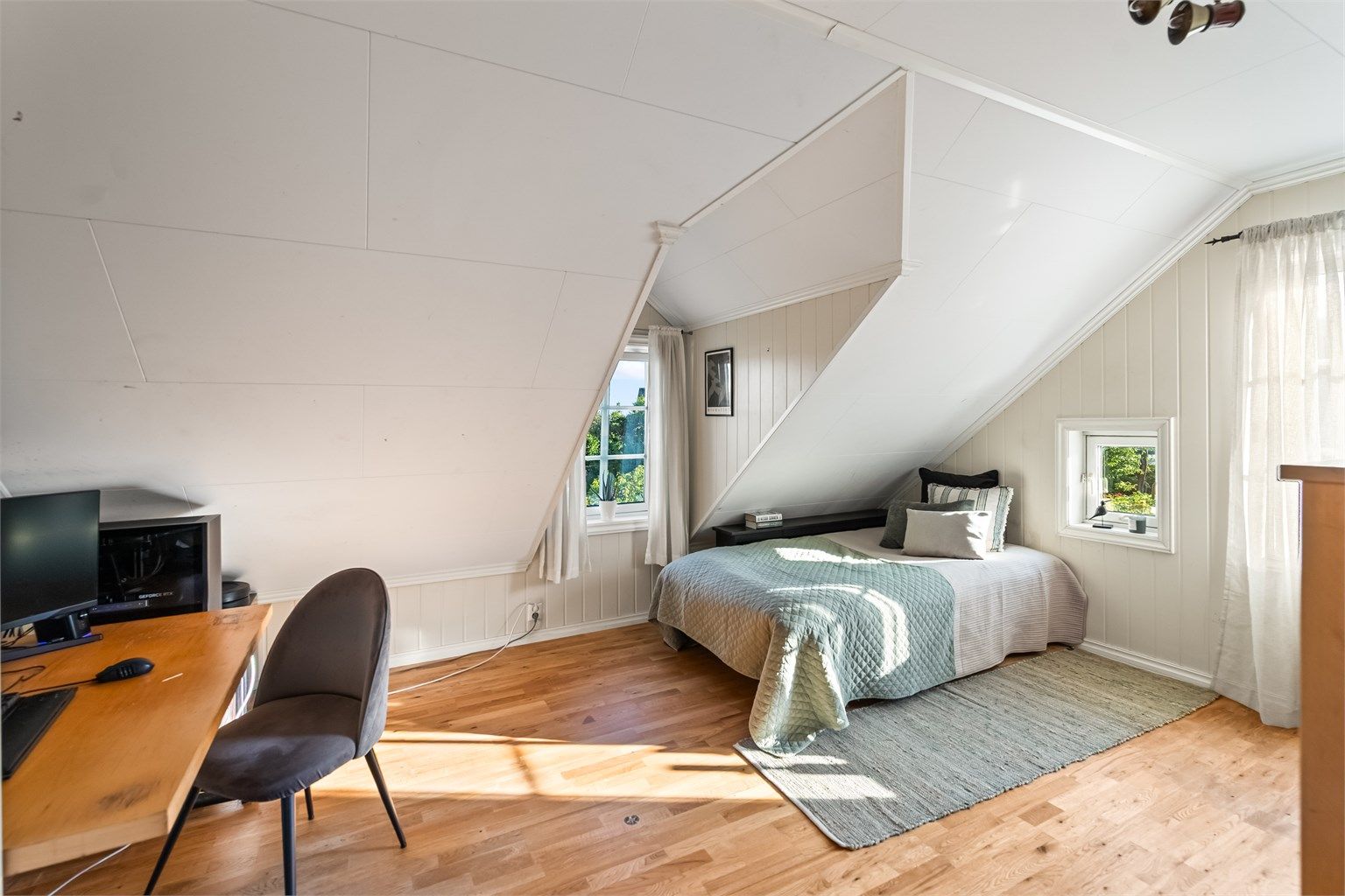 Soverom nummer fem. Her er det rikelig med plass til storfamilien.