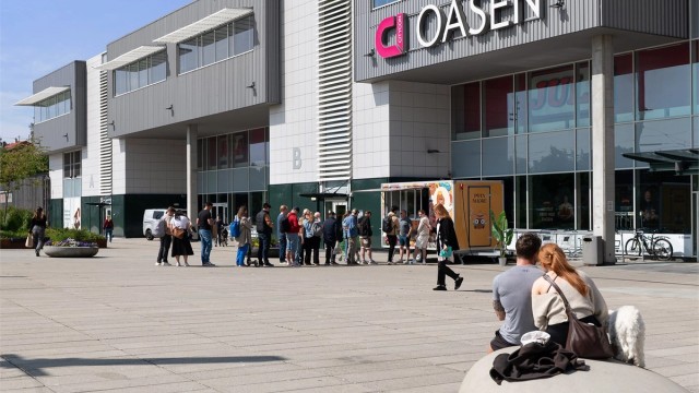 - Bo nærme Oasen! Her finner du blant annet flere dagligvarebutikker, bank, shoppingmuligheter, spisesteder og treningssenter -