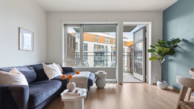 Krogsveen v/Simen Istre Grevskott har fått æren av å presentere denne lekre og stilrene 2-roms leiligheten.