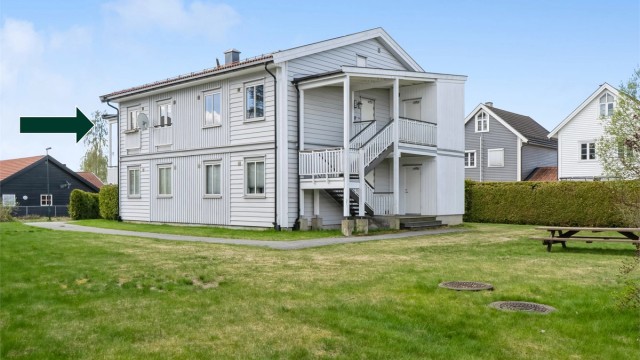 Velkommen til Stallkroken 2 C - En lys og praktisk 1-roms selveierleilighet beliggende i et attraktivt og rolig boområde på Nordby