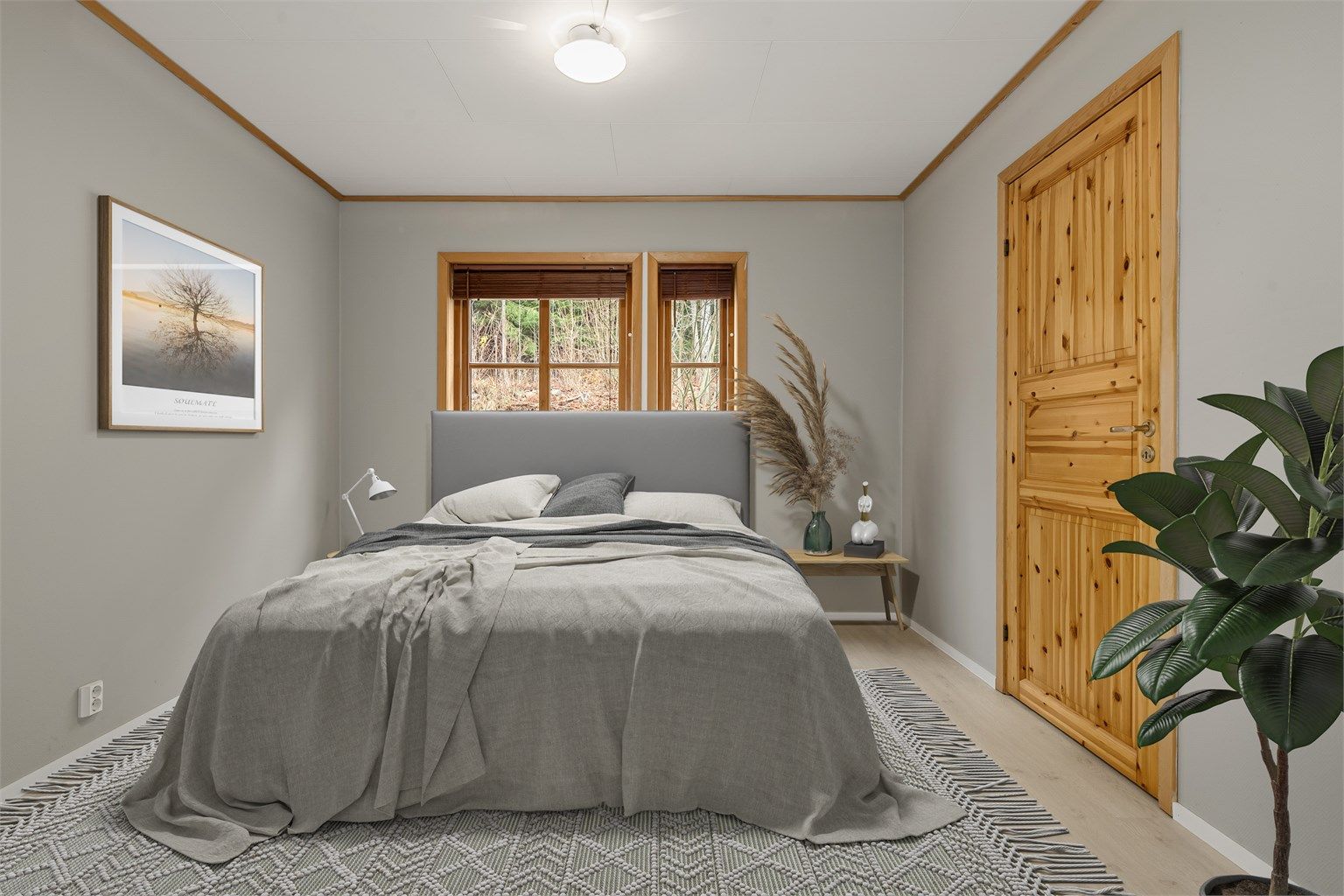 Soverom 1 er av god størrelse 