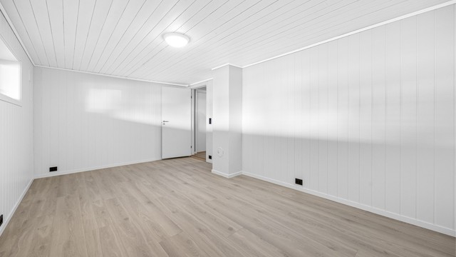 Kjellerstuen er et lyst og anvendelig rom med flere bruksmuligheter.