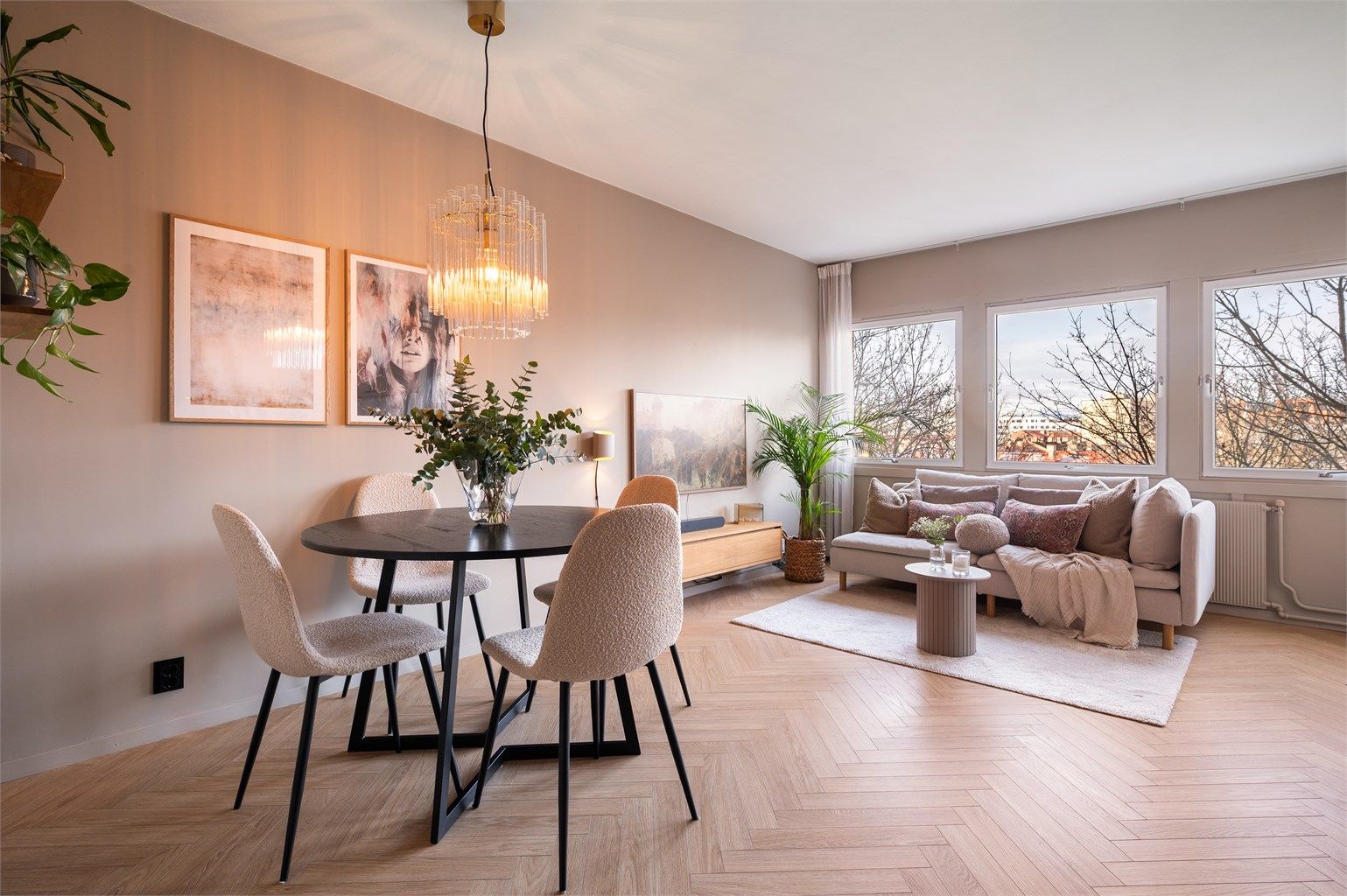 Velkommen til Enerhauggata 1 - Presentert av André Gartland Hoff v/Eiendomsmegler Krogsveen. Foto: Peter Futo.