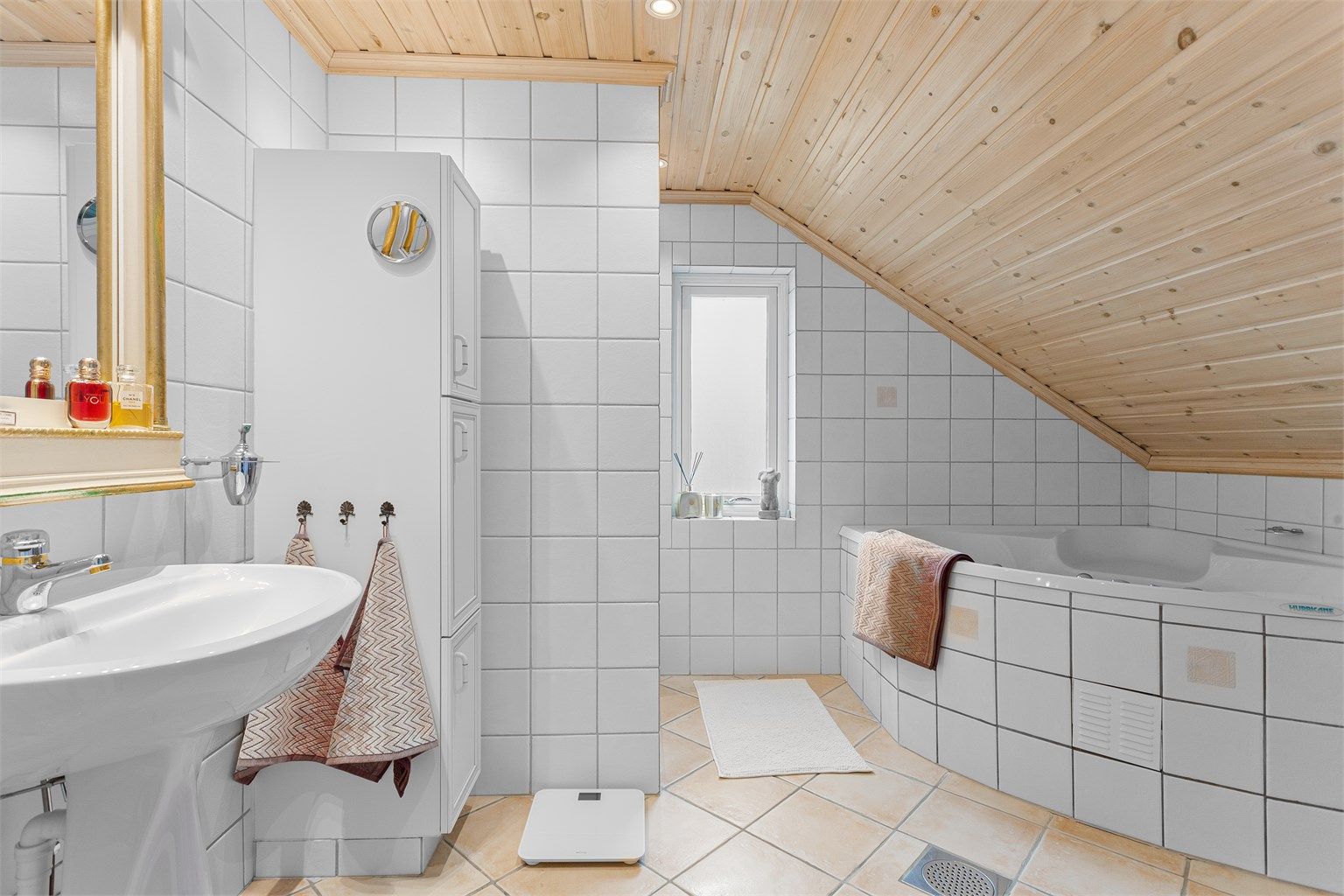 Badekar i hjørne