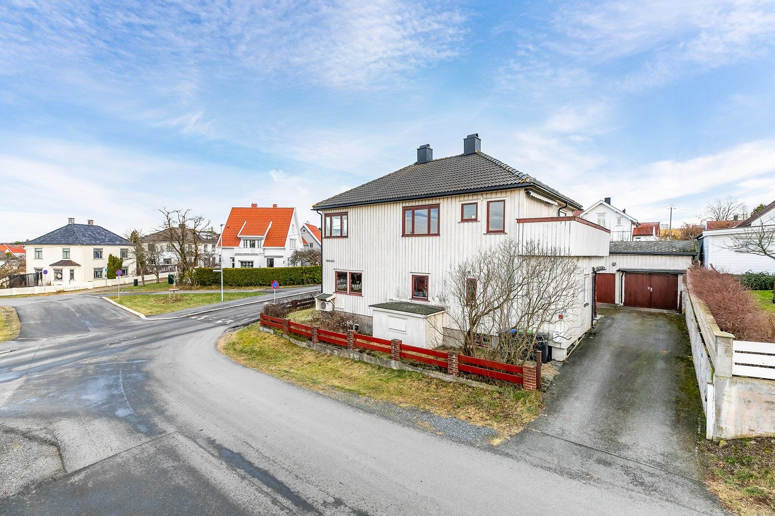 Høienhaldgata 29 formidles av Krogsveen.