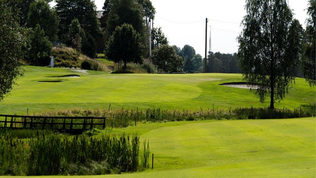 Det er heller ikke langt til Oppegård golfbane. Foto: Oppegård golfklubb