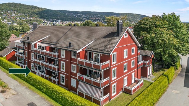 Krogsveen v/Christopher Sand ønsker velkommen til Øvre Eikervei 47B Foto: Stine Prøitz Jørgensen