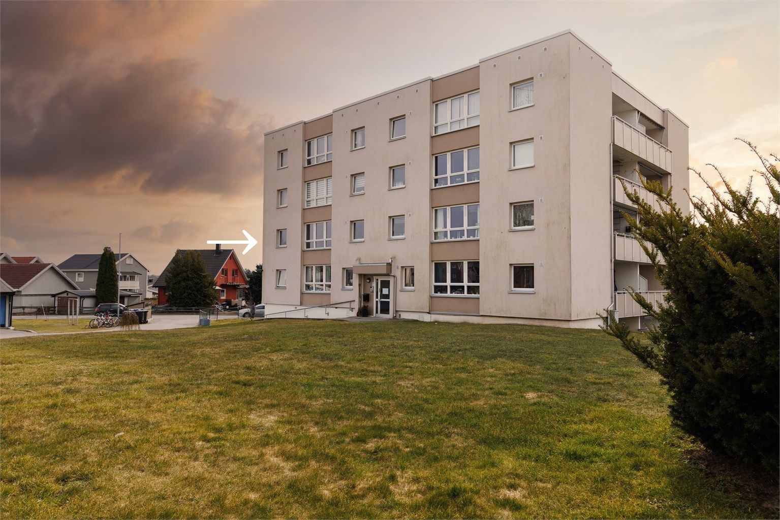 C. E. Holters vei 13 presenteres av Jørgen Sande Johansen i Krogsveen.