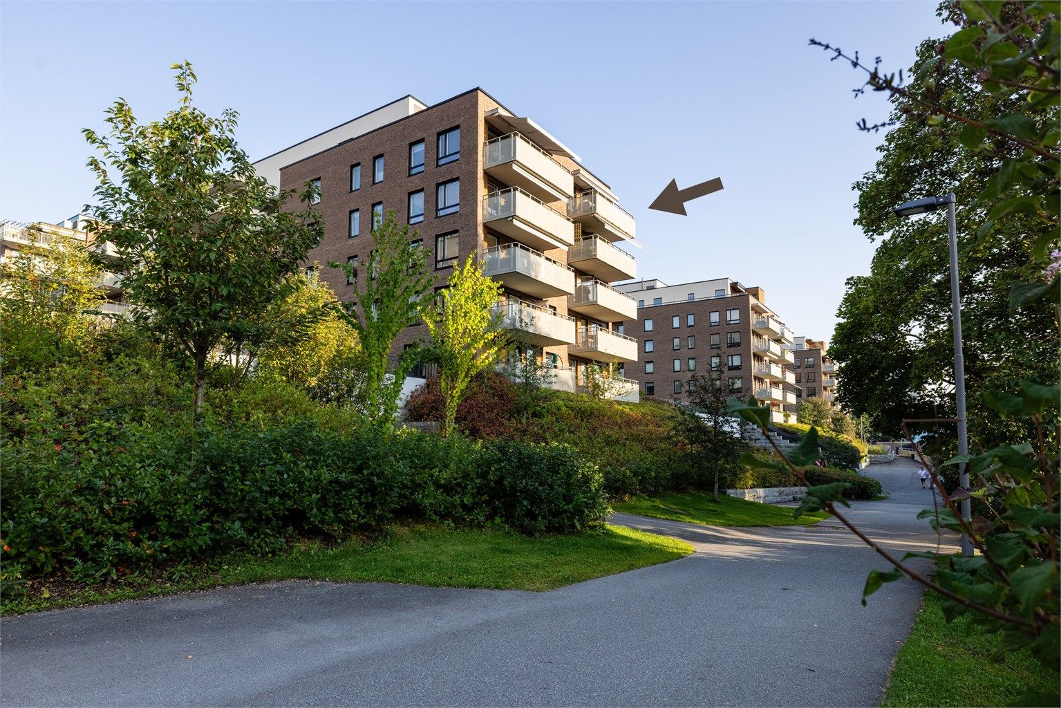 Luftig plassering i frontrekken på Grefsen Stasjon. 
