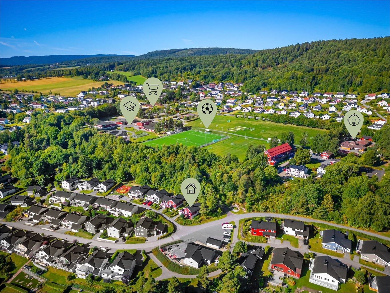 Med kort og bilfri gangavstand til barneskole, barnehage og idrettsanlegg, er alt tilrettelagt for en aktiv og enkel hverdag.
Foto: Ole Thoresen.