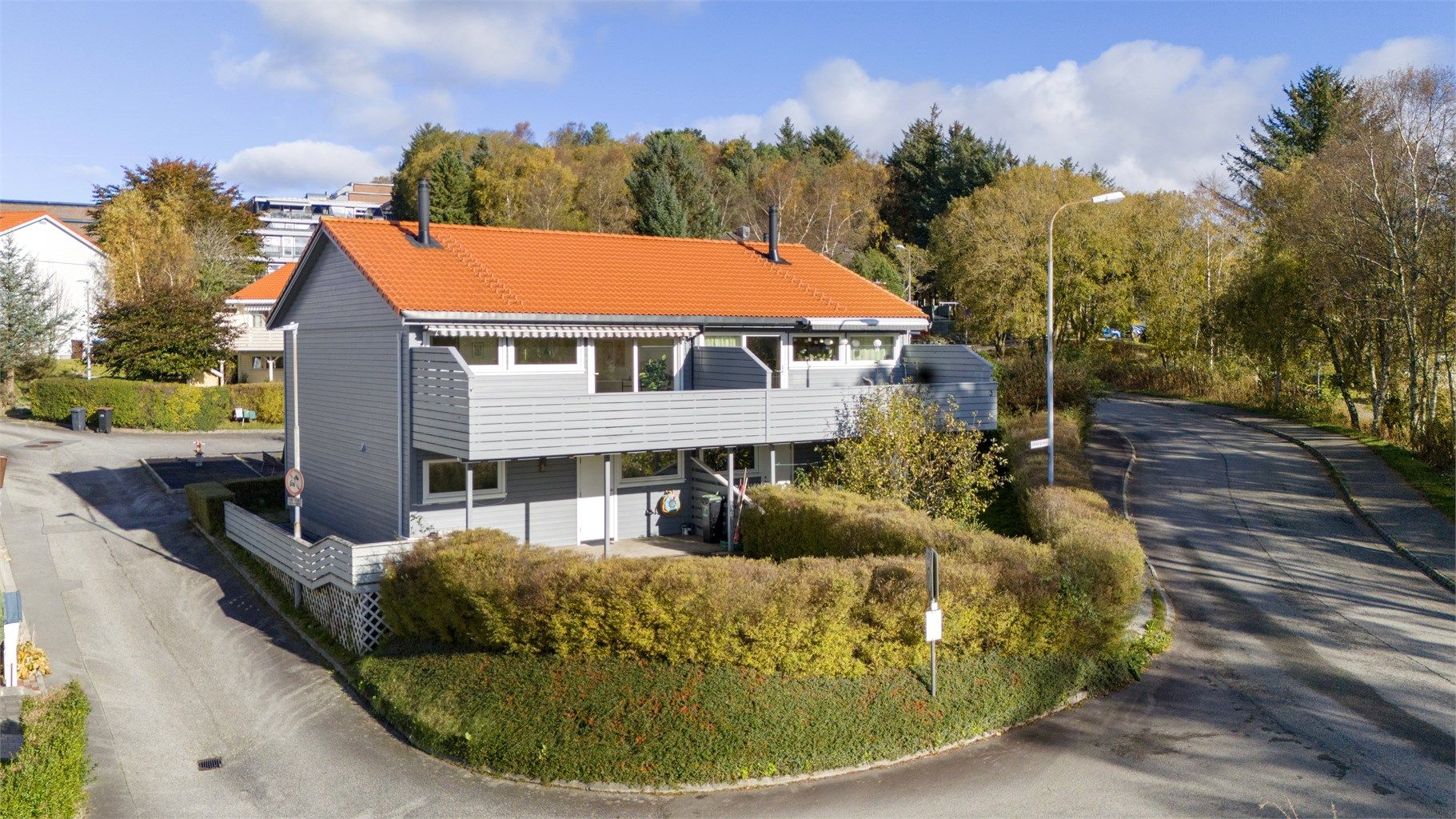 Innholdsrikt enderekkehus med sentral beliggenhet på Forus/Godeset.