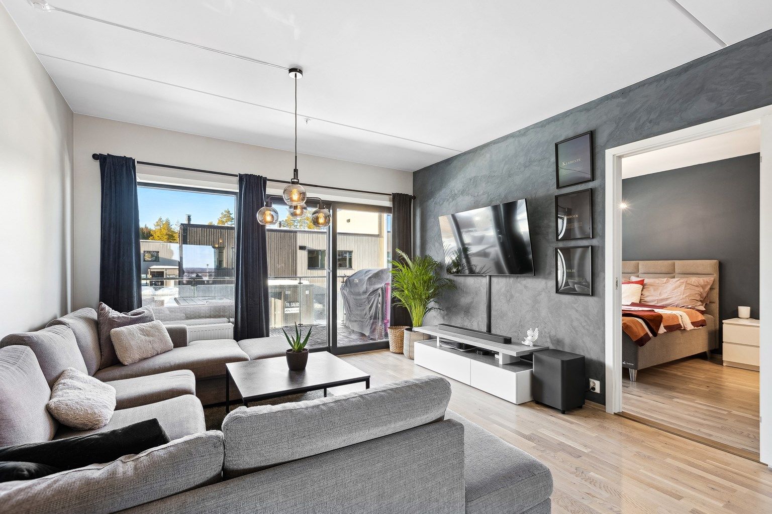 Krogsveen v/ Vegard Gjeisklid presenterer Ramstaddammen 6 - En tiltalende og flott 3-roms eierleilighet