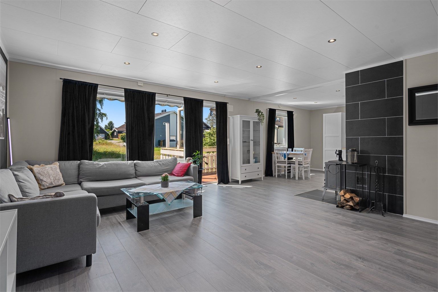 Krogsveen v/ Emilio de Paoli Dunne | Kjerkevegen 11B