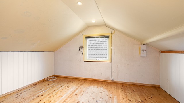 Soverom 1 på loft
(ikke byggemeldt og godkjent)