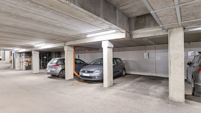 Garasjeplass nummer 46 med ladeboks medfølger