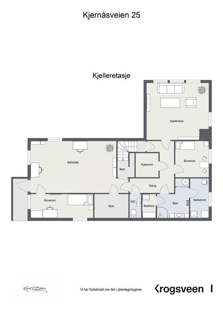 Kjelleren er fullt innredet og godkjent, med blant annet kjellerstue, bibliotek, bad, badstue og flere disponible rom.