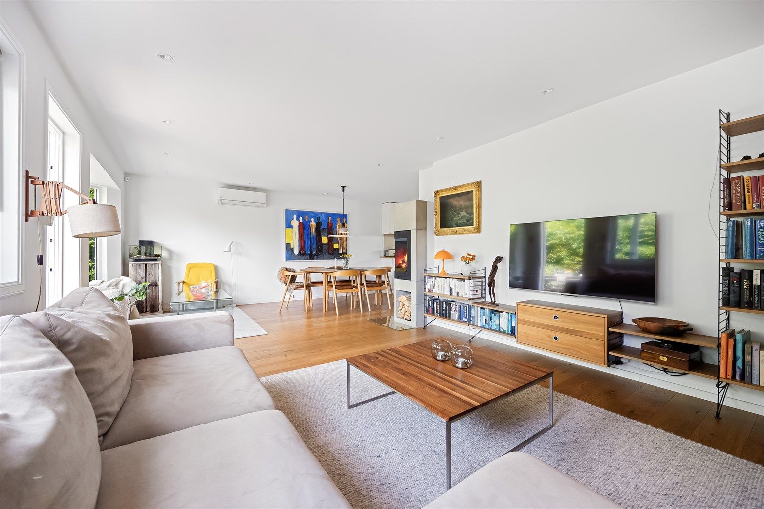 En enebolig i et veletablert og meget populært boligområde på Ullern.