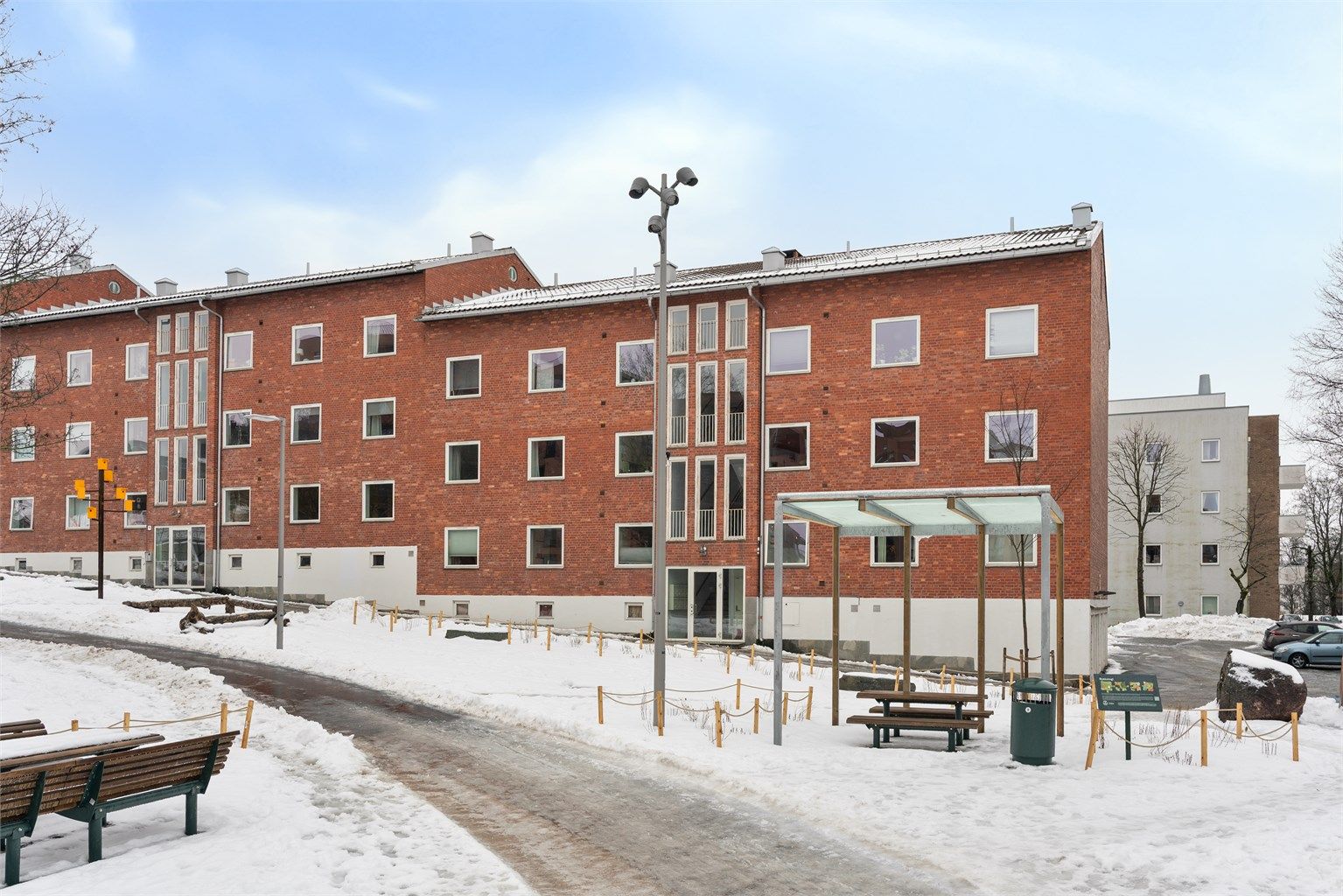 Eiendommen ligger sentralt på Ensjø, et område som har gjennomgått en stor transformasjon.