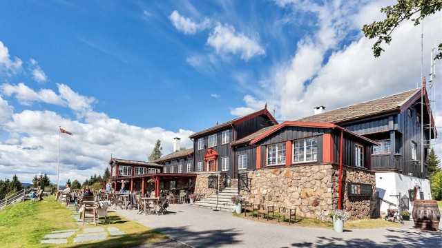 Populære Grefsenkollen restaurant med fantastisk utsikt, god mat og mange arrangementer