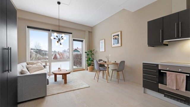 Velkommen til Årvollveien 58G, en lys og praktisk leilighet med trappefri adkomst og stor markterrasse Foto: Hanne Bruland/FotoHanne