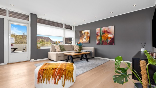 Utgang til balkongen fra stuen - balkongdør fra 2015.