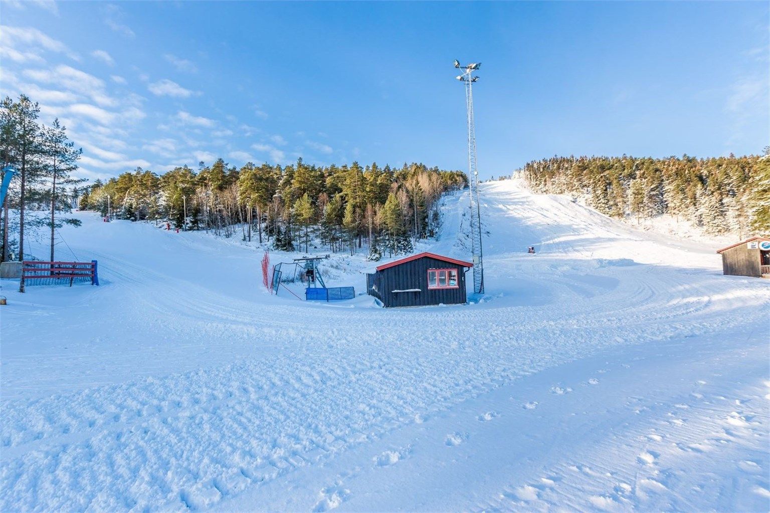 Populære Grefsenkleiva alpinanlegg ligger i få minuttes gange fra Årvollskogen
