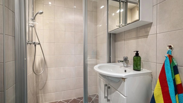 Badet og soilrør ble pusset opp i 2009 av borettslaget, utført av S-Bygg AS