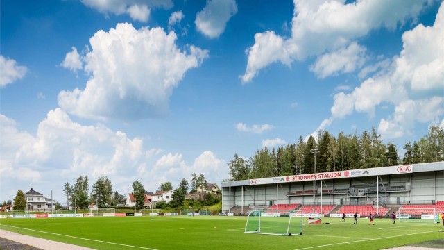 For den sportsinteresserte er det kort vei til Strømmen Stadion.
