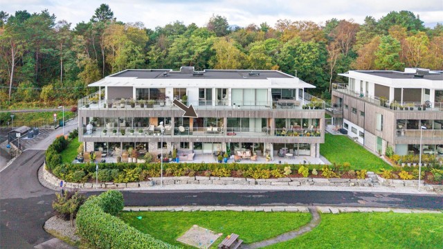 Velkommen til denne fantastiske leiligheten presentert av Fredrik Stuhr i Krogsveen Bergen sentrum.
Fotograf: Mats Lie