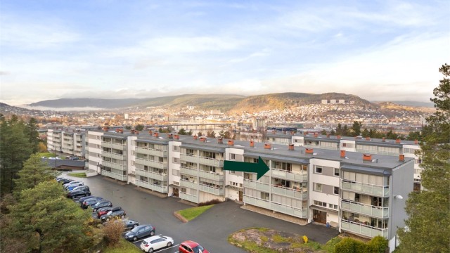 Velkommen til Pettersløkka 38 e - Toppleilighet i 3. etasje med utsikt mot byen og marka