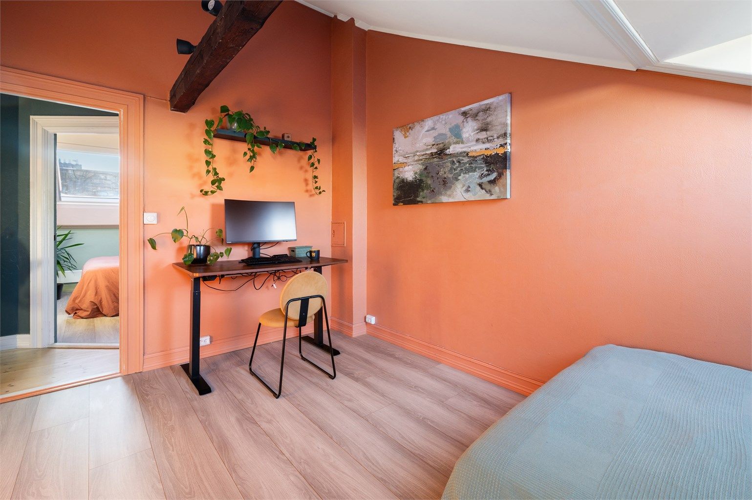 Rommet kan også innredes som et praktisk hjemmekontor, hobbyrom o.l.