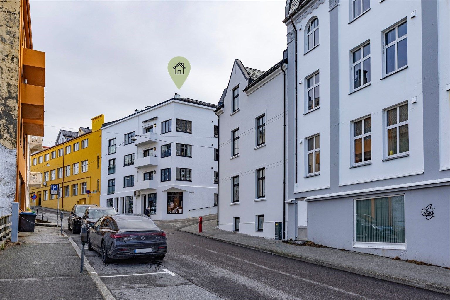 Leiligheten har en attraktiv beliggenhet i byggets 3. etasje, i en gjennomgående oppgradert og velholdt bygård.
Foto: Tommy Rasmussen