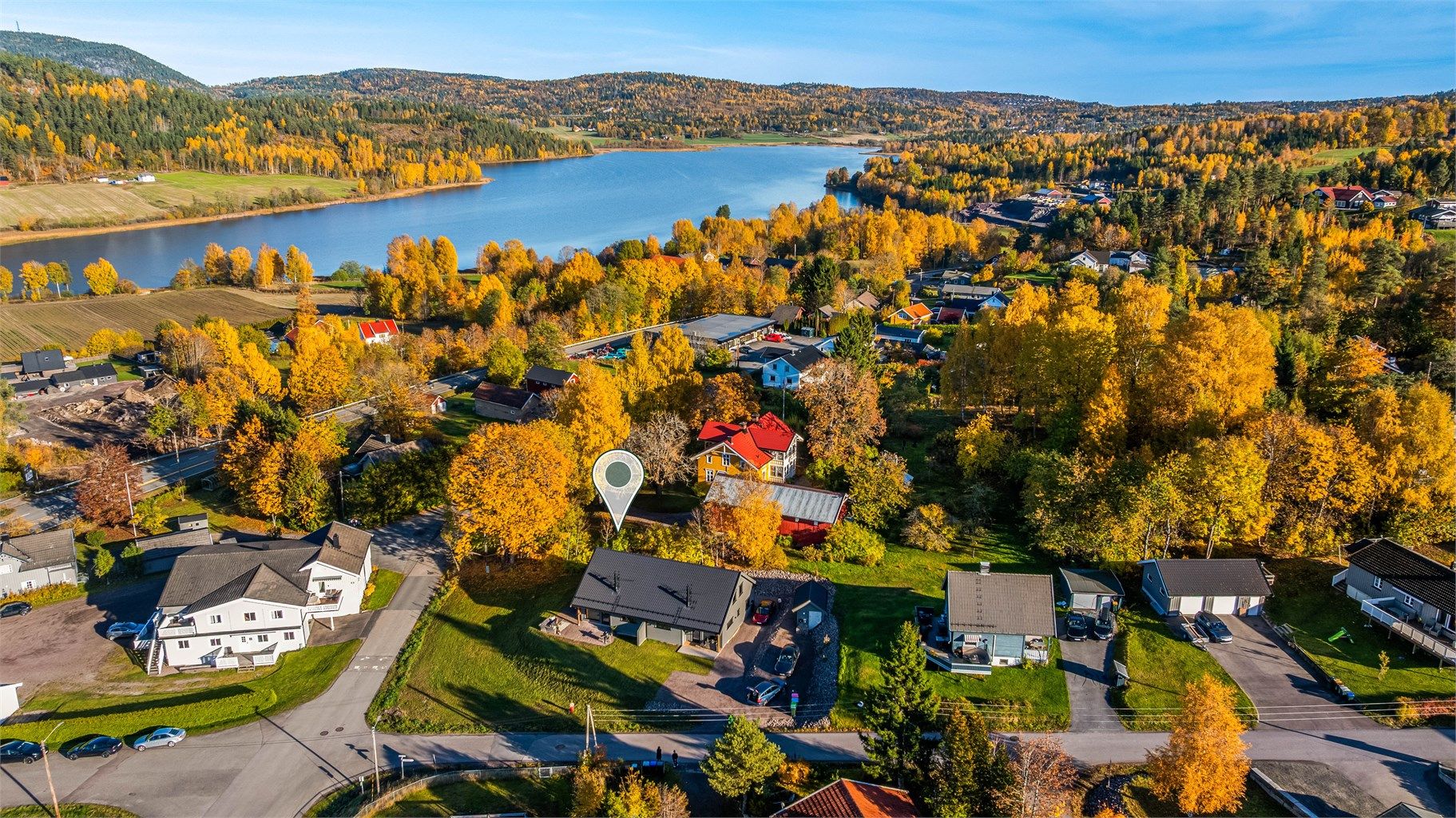 Nærområdet byr på varierte tur- og friluftsmuligheter gjennom alle årstider.