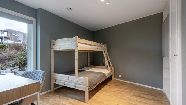 Allsidig soverom nr. 4 som kan brukes som gjesterom eller kontor.