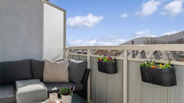 - Velkommen til denne flotte leiligheten i Nattlandsveien 48 -