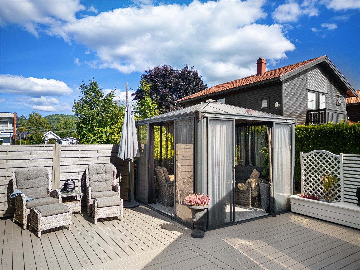 Terrasseplatting i hagen
