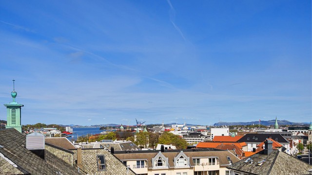 Utsikt fra takterrasse.