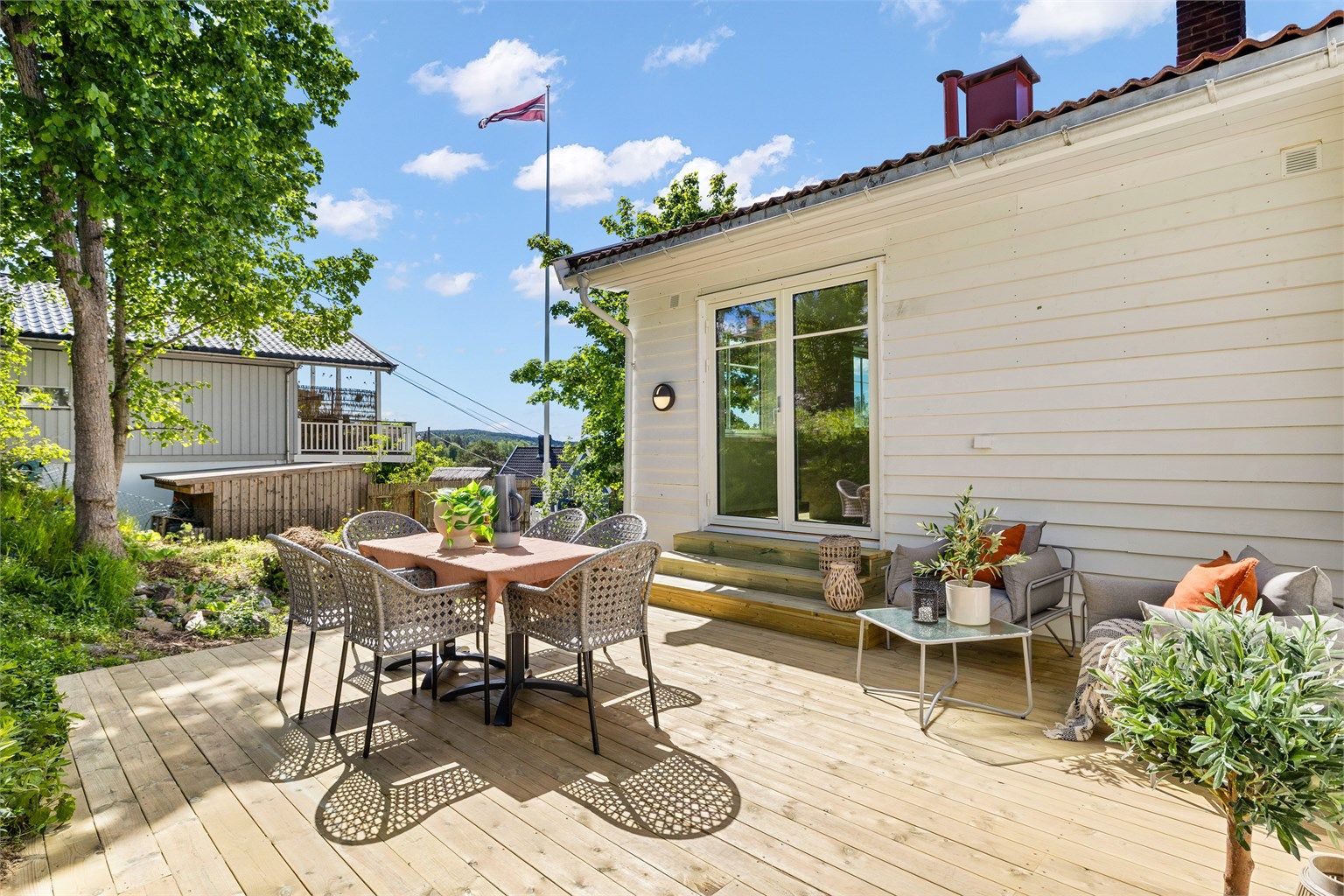 Meget hyggelig uteareal