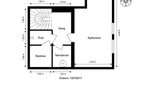 Kjelleren inneholder kjellerstue, dusjrom, badstue og teknisk rom. Innredningen er ikke omsøkt eller godkjent for varig opphold.