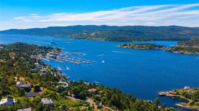 Den korte reiseveien til Oslo, ca. 40 minutter, gjør hytta enkel å bruke året rundt.