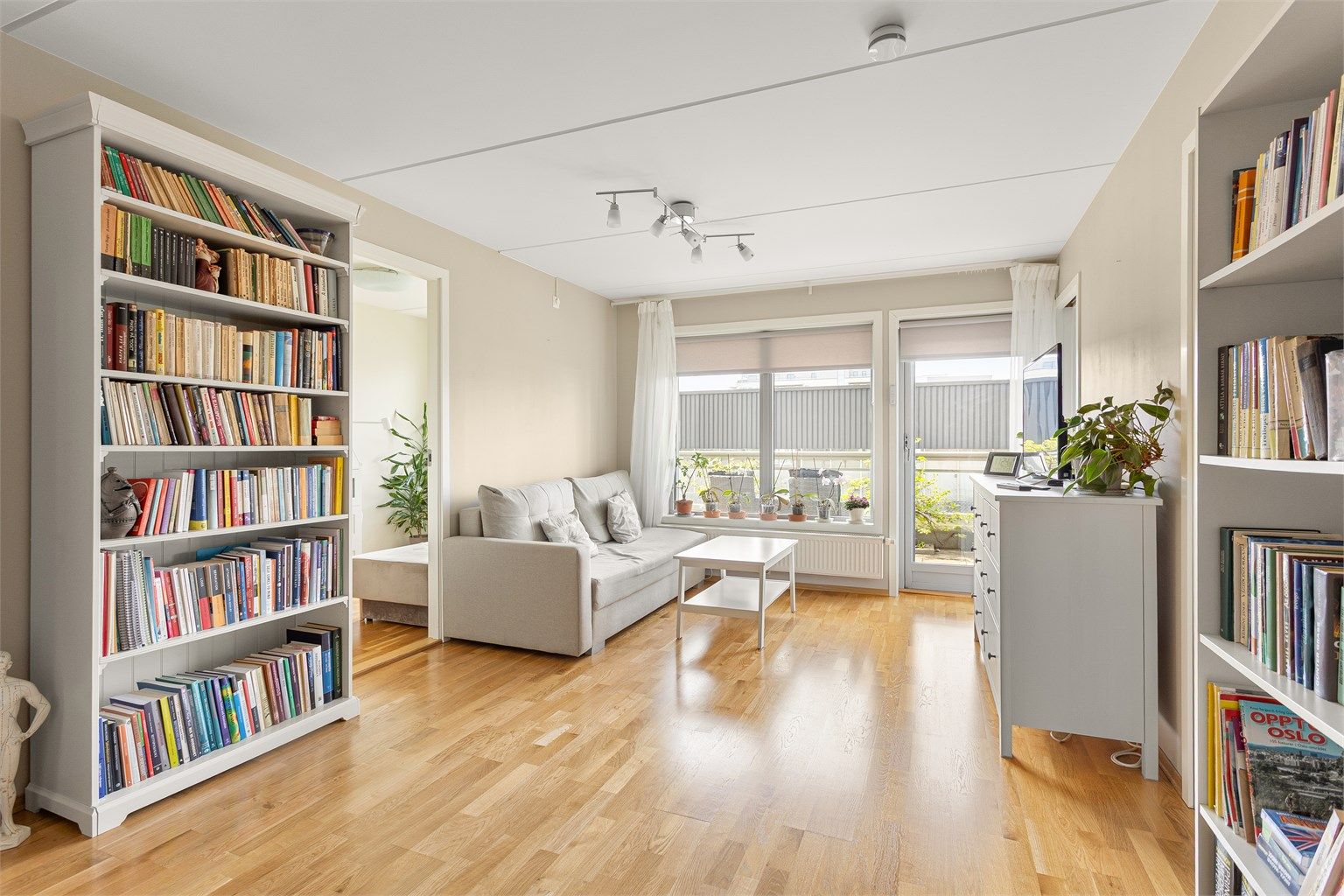 Charlotte Lunde v/Krogsveen har gleden av å presentere Gladengveien 15A!